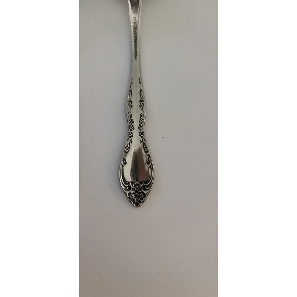Set of 4 VTG Oneida Stainless Bourbon Salad Forks 6 1/4